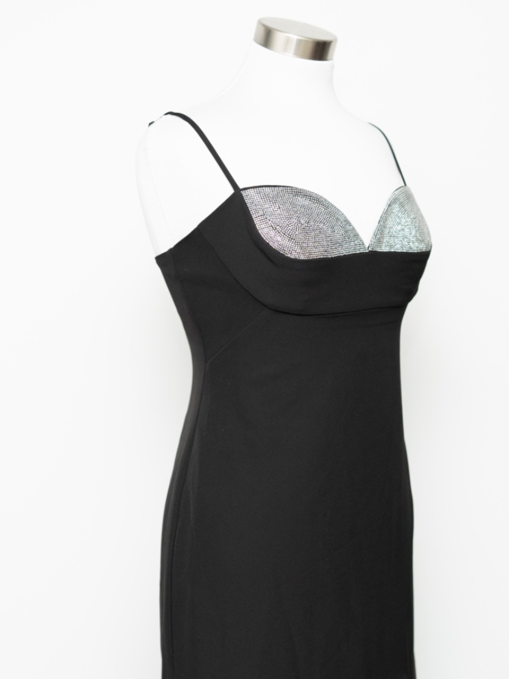 Adrianna Papell- Crystal Sweetheart Crepe Column Gown - Picture 10 of 12